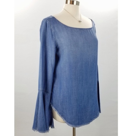 Cloth & Stone Chambray Blue Boho Bell Sleeve Top - Picture 2 of 12